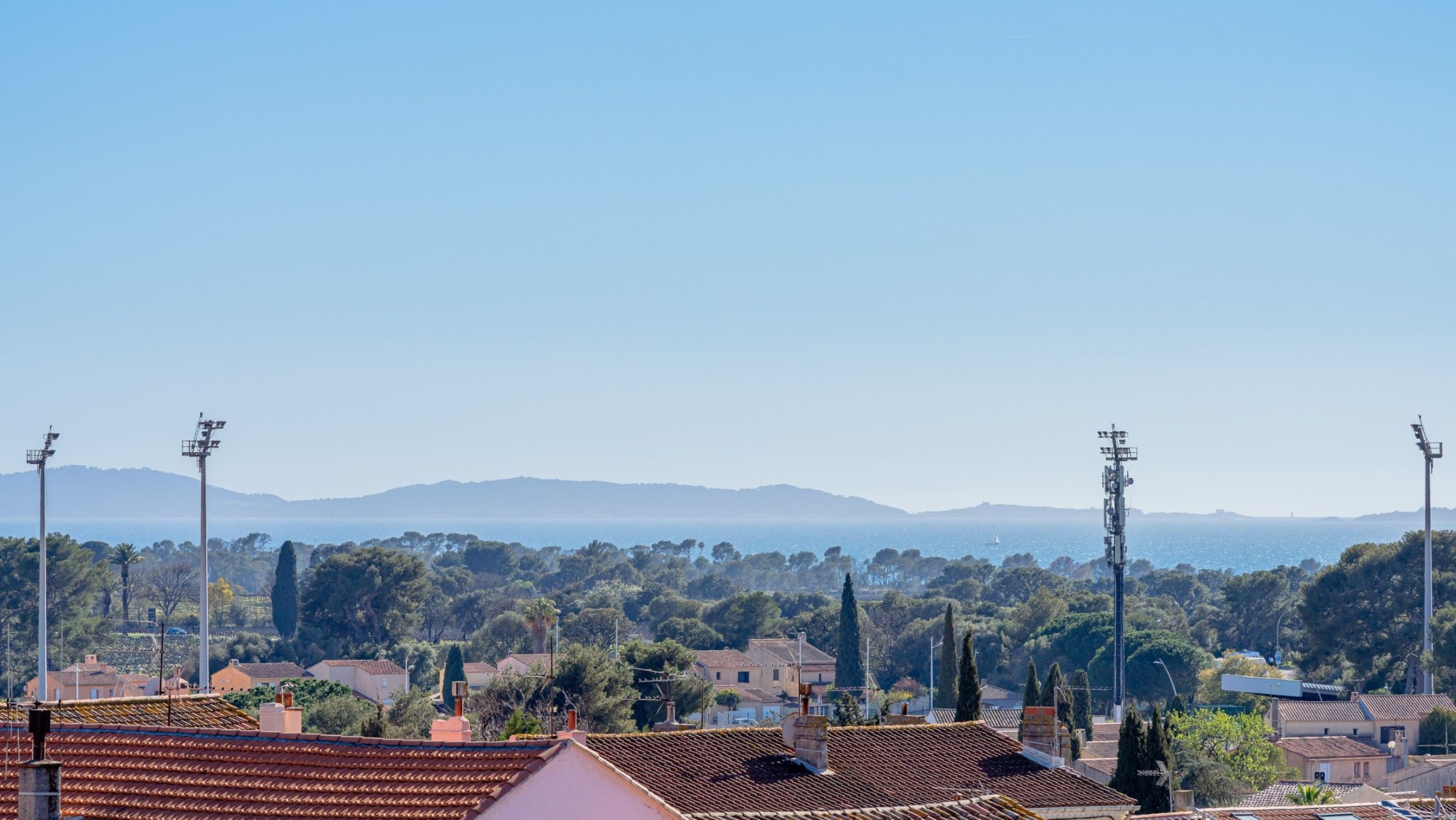 appartement de luxe 4 Pièces en vente sur LA LONDE LES MAURES (83250)