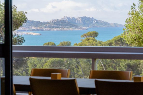 Sale Marseille 8 Luxury apartment 3 Rooms 91 m²