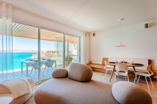 luxury apartment 3 Rooms for rent on MARSEILLE (13007)