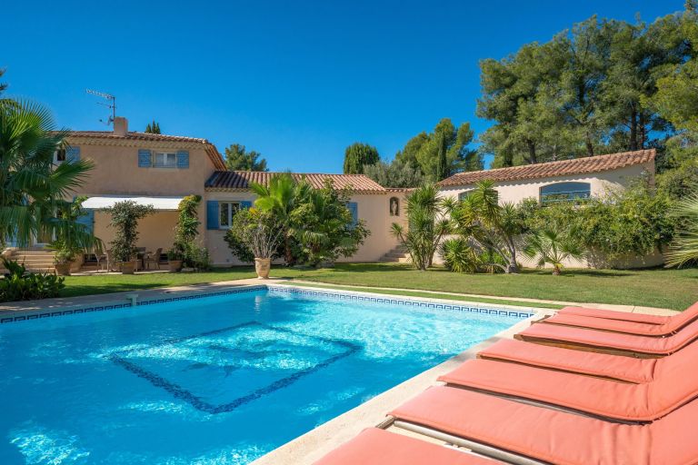 maison de luxe 7 Pièces en vente sur LA CADIERE D AZUR (83740)