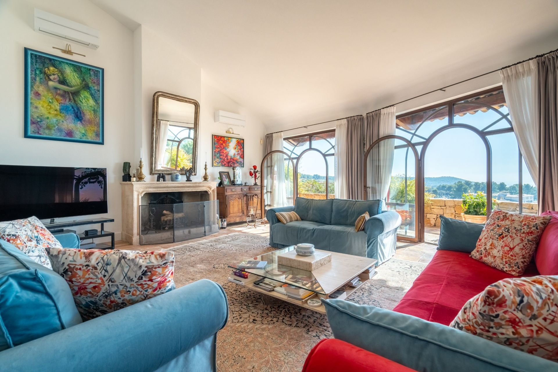 luxury house 7 Rooms for sale on ST CYR SUR MER (83270)