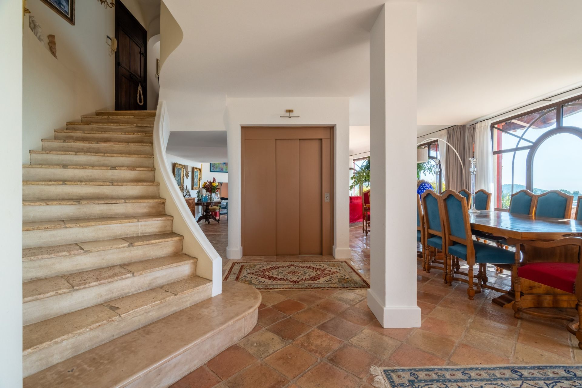 luxury house 7 Rooms for sale on ST CYR SUR MER (83270)