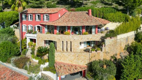 luxury house 7 Rooms for sale on ST CYR SUR MER (83270) Sale Saint-Cyr-sur-Mer Luxury house 7 Rooms 340 m²